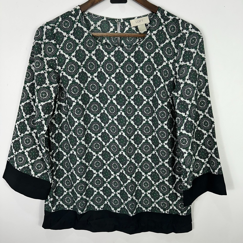 LOFT Geometric Print Top Womens XS Green Black Medallion 3/4 Sleeve Chic Artsy